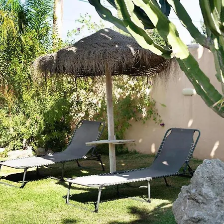 Deluxe En Conil Con Piscina Privada, Aire Acondicionado Y Terraza - Es-180-45 * Conil De La Frontera