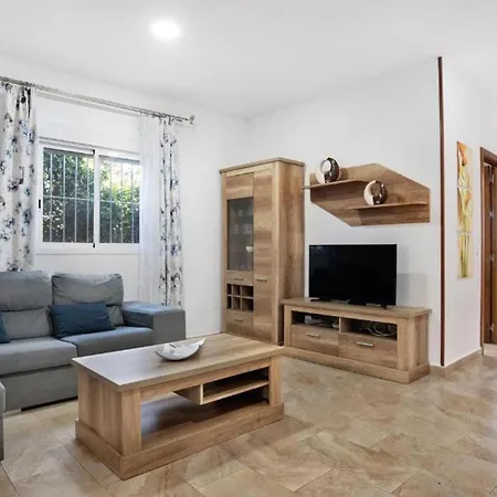 Deluxe En Conil Con Piscina Privada, Aire Acondicionado Y Terraza - Es-180-45 Conil De La Frontera