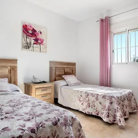 Deluxe En Conil Con Piscina Privada, Aire Acondicionado Y Terraza - Es-180-45 Villa Conil De La Frontera
